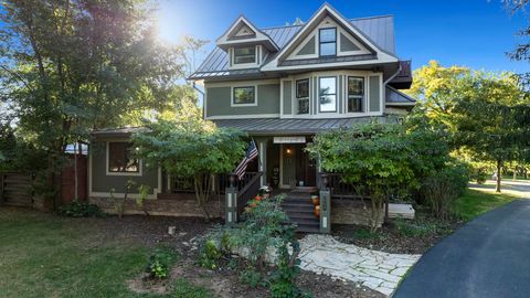 Homes For Sale - 409 N State Street<br/> FRANKLIN GROVE, IL 61031