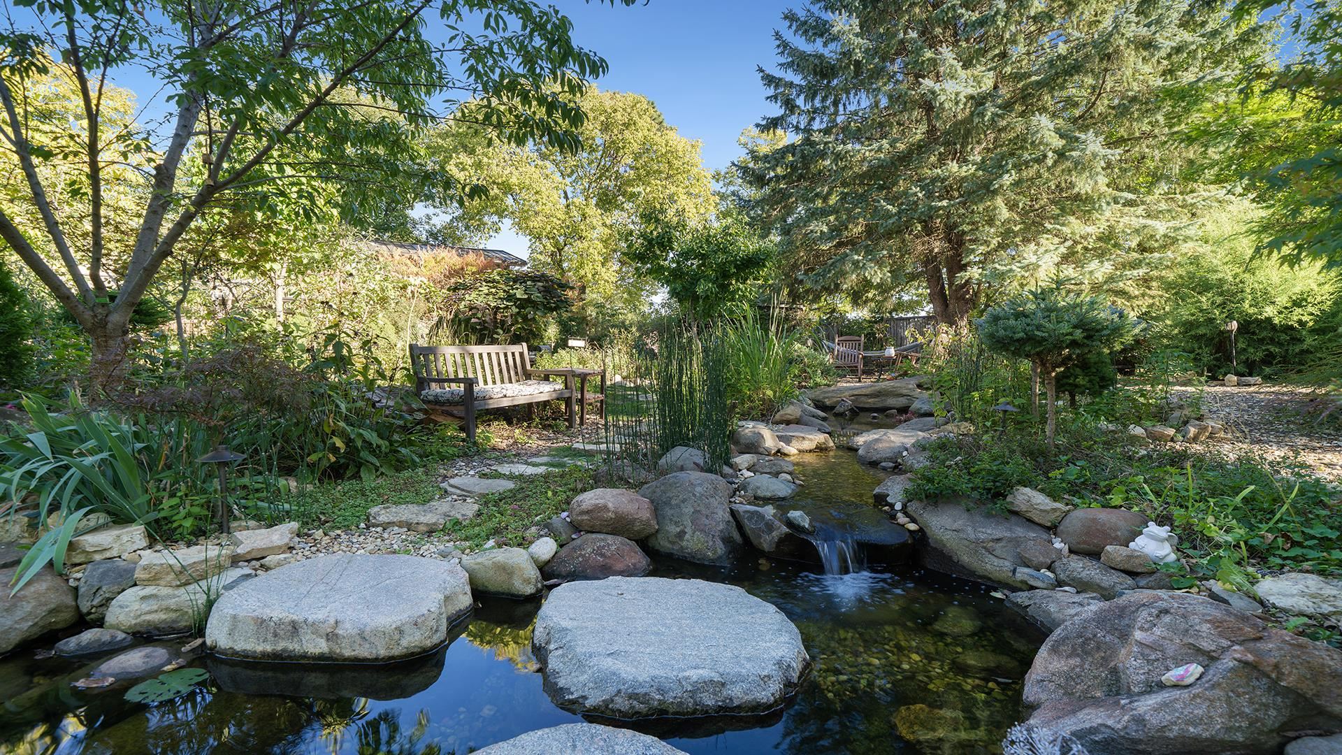 Franklin Grove, Illinois, 61031, United States, 9 Bedrooms Bedrooms, ,9 BathroomsBathrooms,Residential,Active,1965785