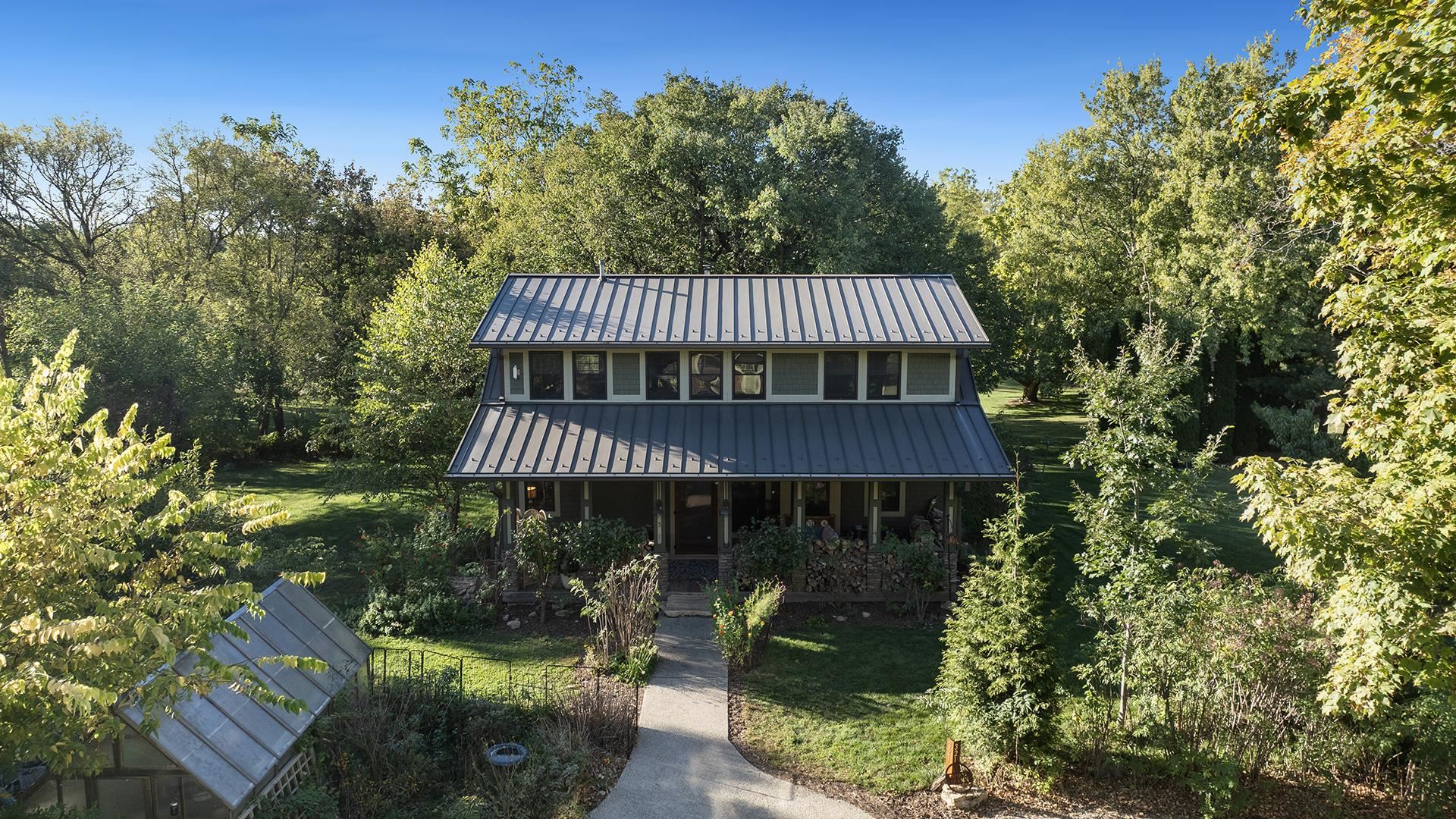 Franklin Grove, Illinois, 61031, United States, 9 Bedrooms Bedrooms, ,9 BathroomsBathrooms,Residential,Active,1965785