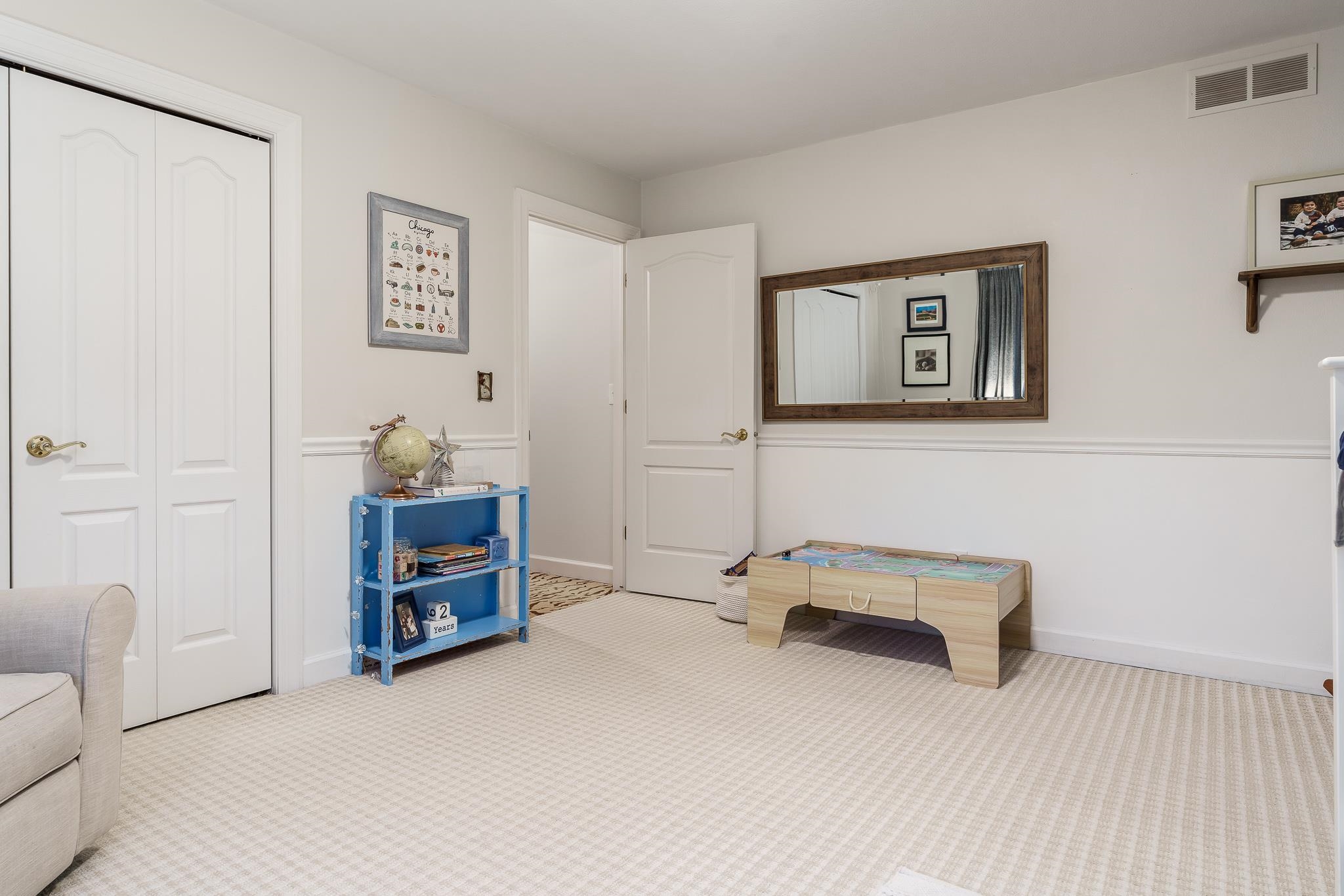 Rockford, Illinois 61114, United States, 4 Bedrooms Bedrooms, ,4 BathroomsBathrooms,Residential,Pending,61908