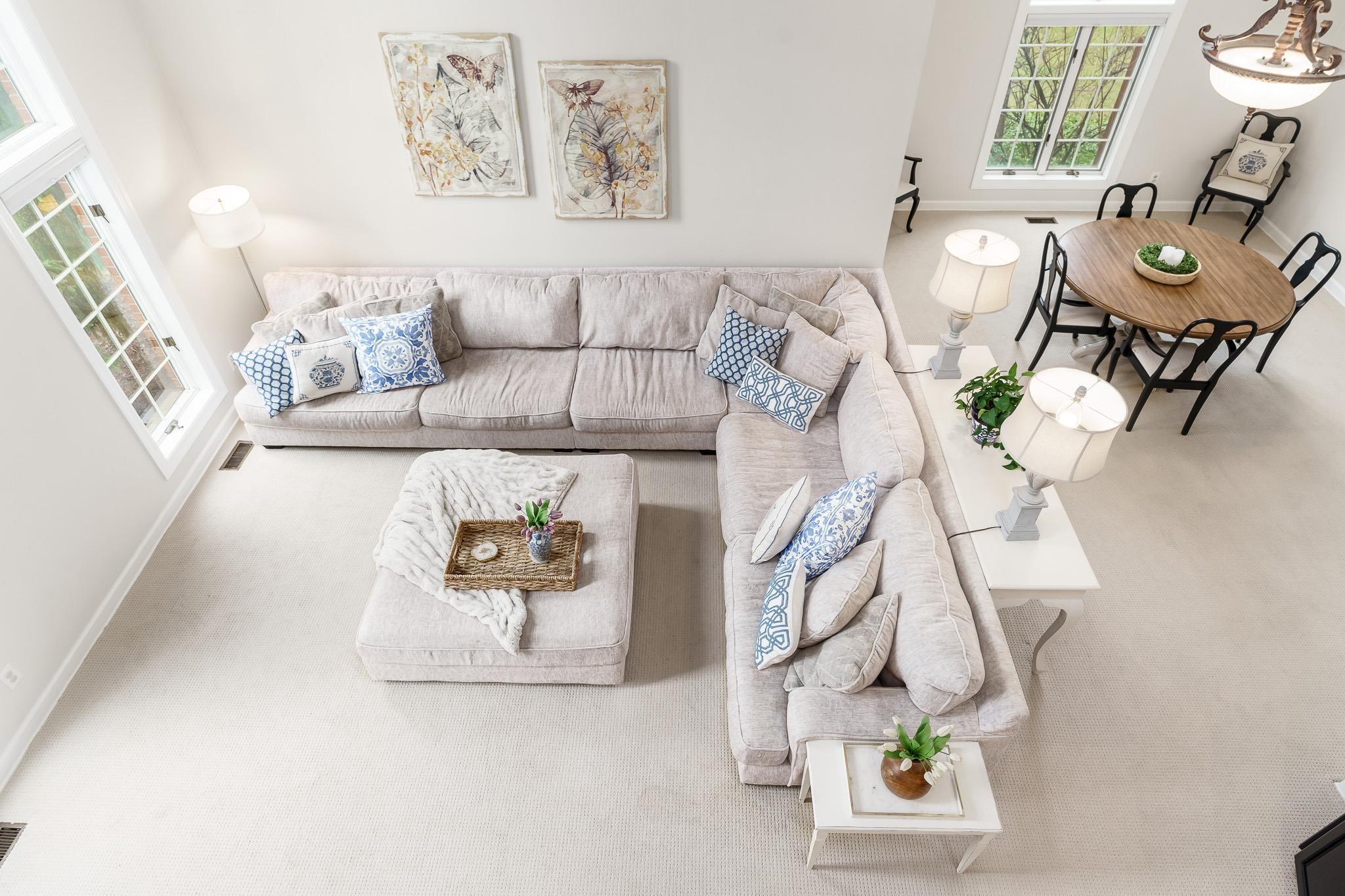 Rockford, Illinois 61114, United States, 4 Bedrooms Bedrooms, ,4 BathroomsBathrooms,Residential,Pending,61908