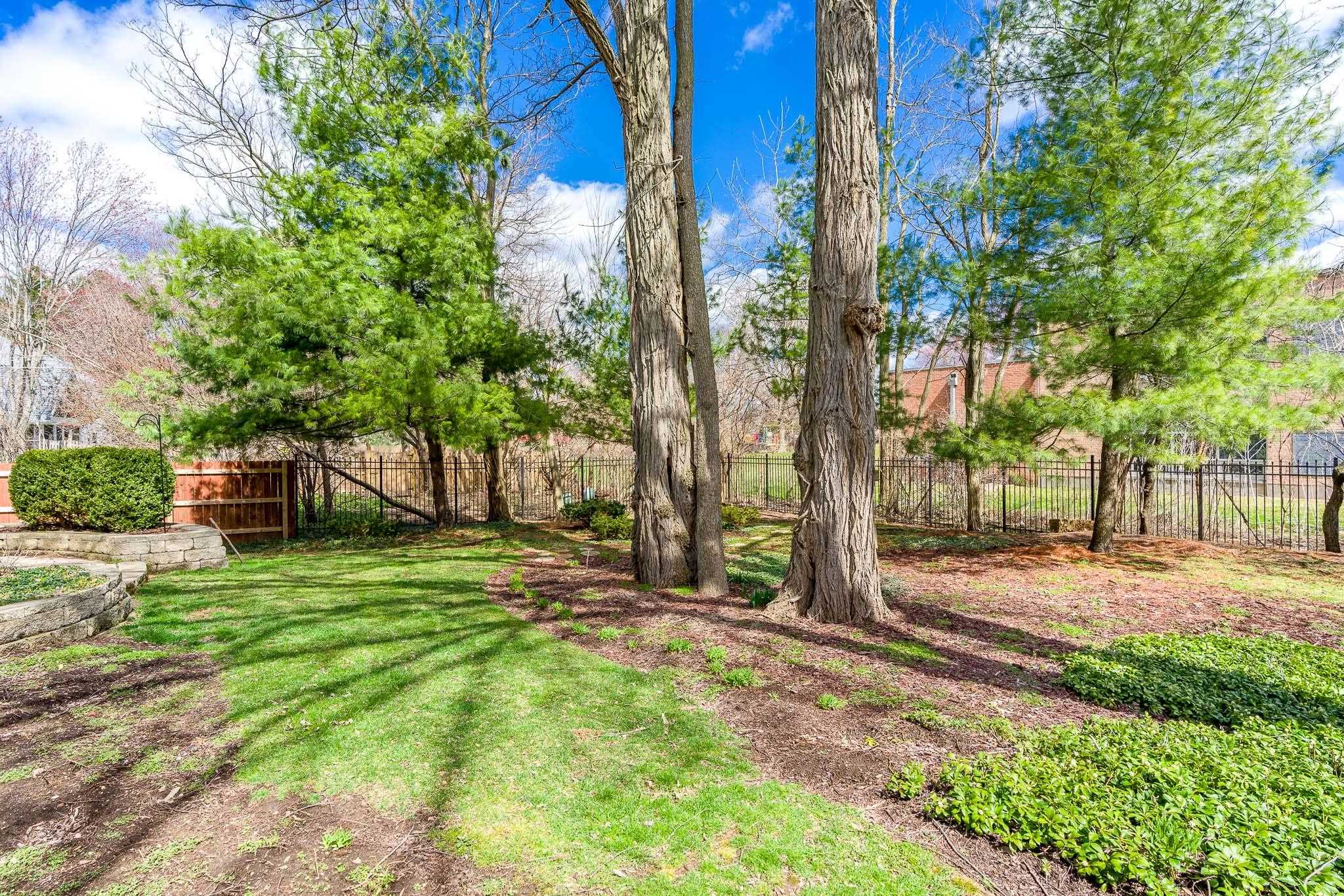 Rockford, Illinois 61114, United States, 4 Bedrooms Bedrooms, ,4 BathroomsBathrooms,Residential,Pending,61908