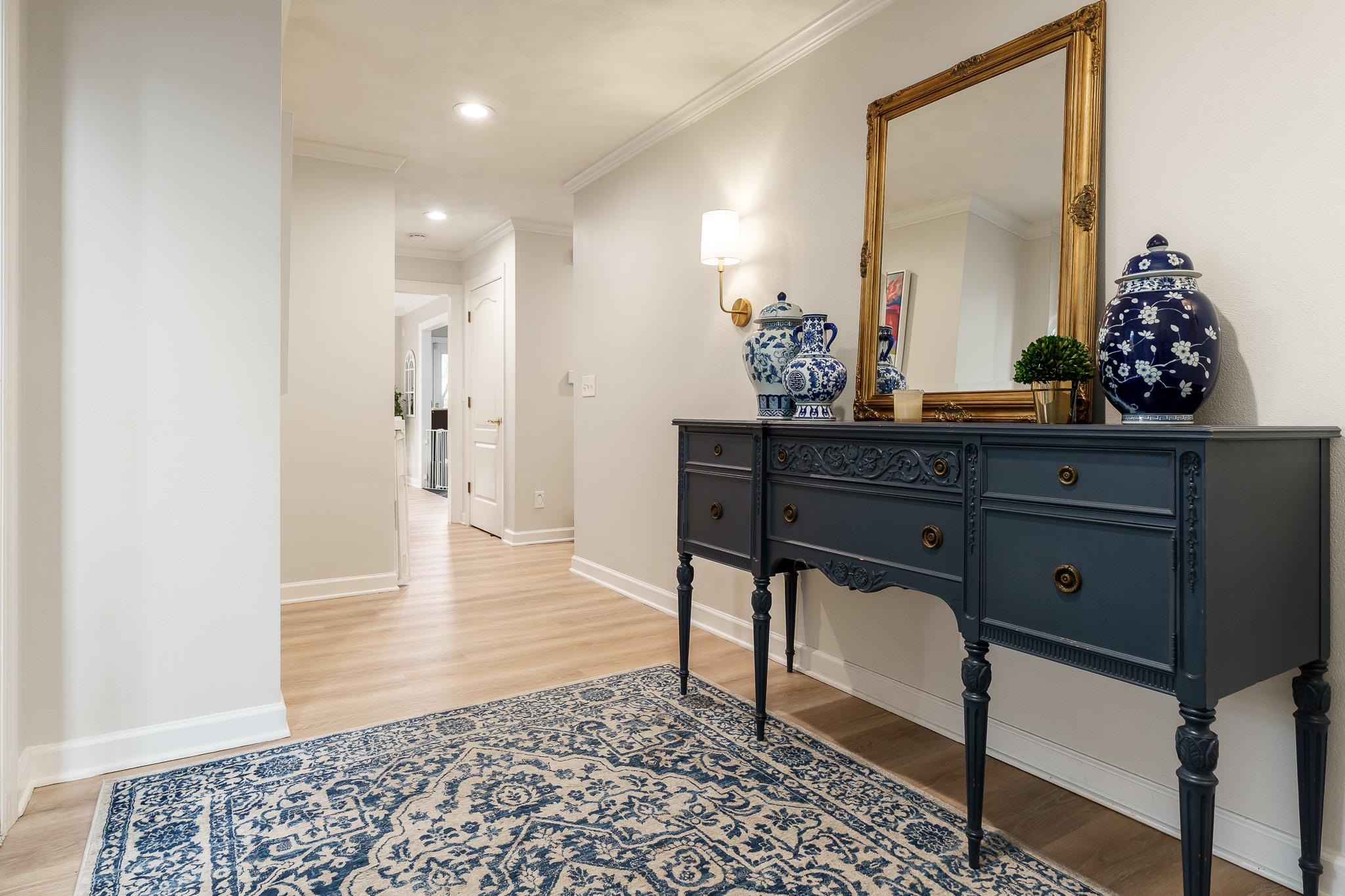 Rockford, Illinois 61114, United States, 4 Bedrooms Bedrooms, ,4 BathroomsBathrooms,Residential,Pending,61908