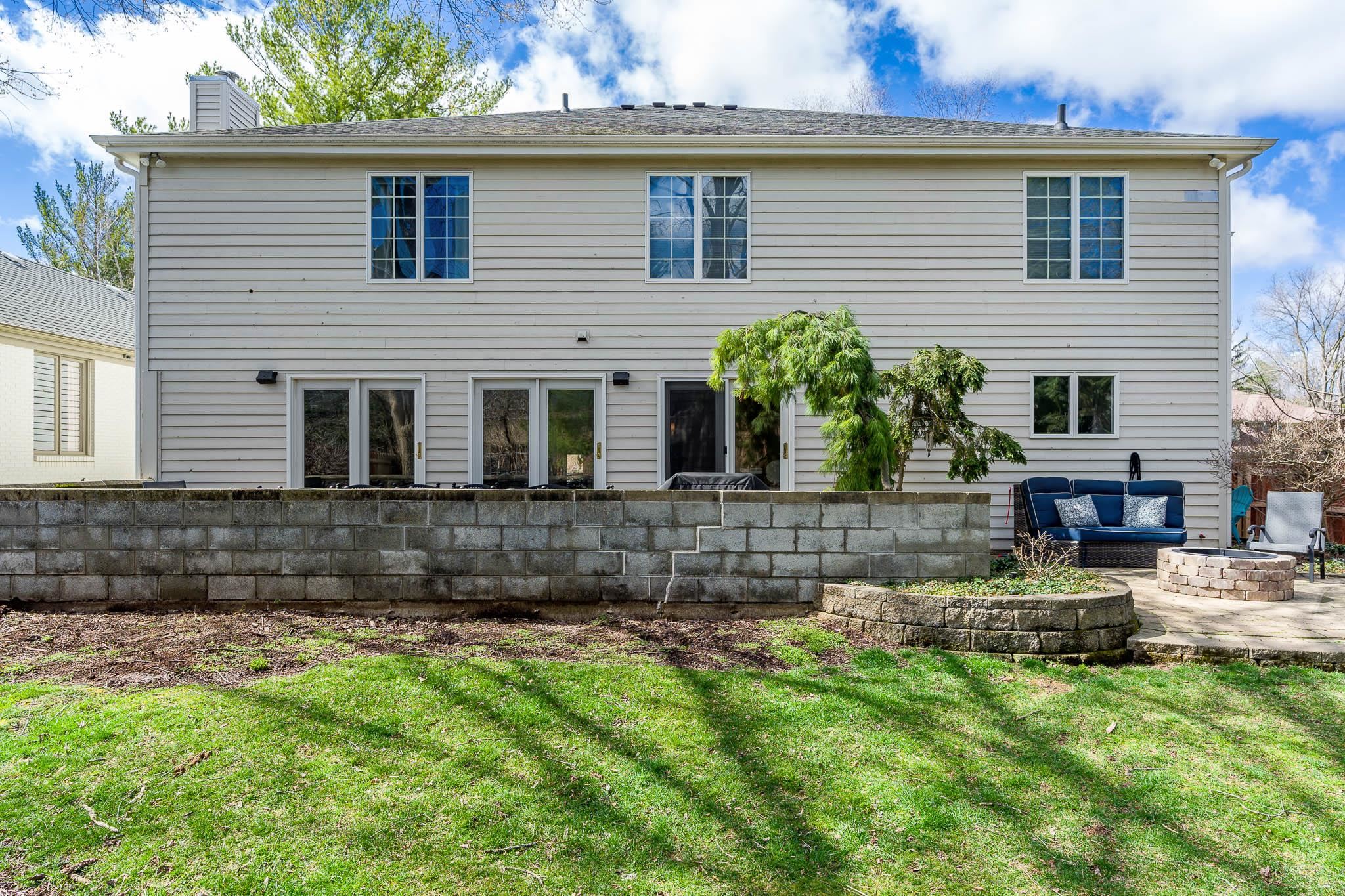 Rockford, Illinois 61114, United States, 4 Bedrooms Bedrooms, ,4 BathroomsBathrooms,Residential,Pending,61908