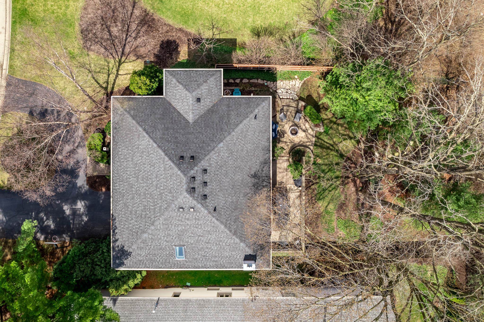 Rockford, Illinois 61114, United States, 4 Bedrooms Bedrooms, ,4 BathroomsBathrooms,Residential,Pending,61908