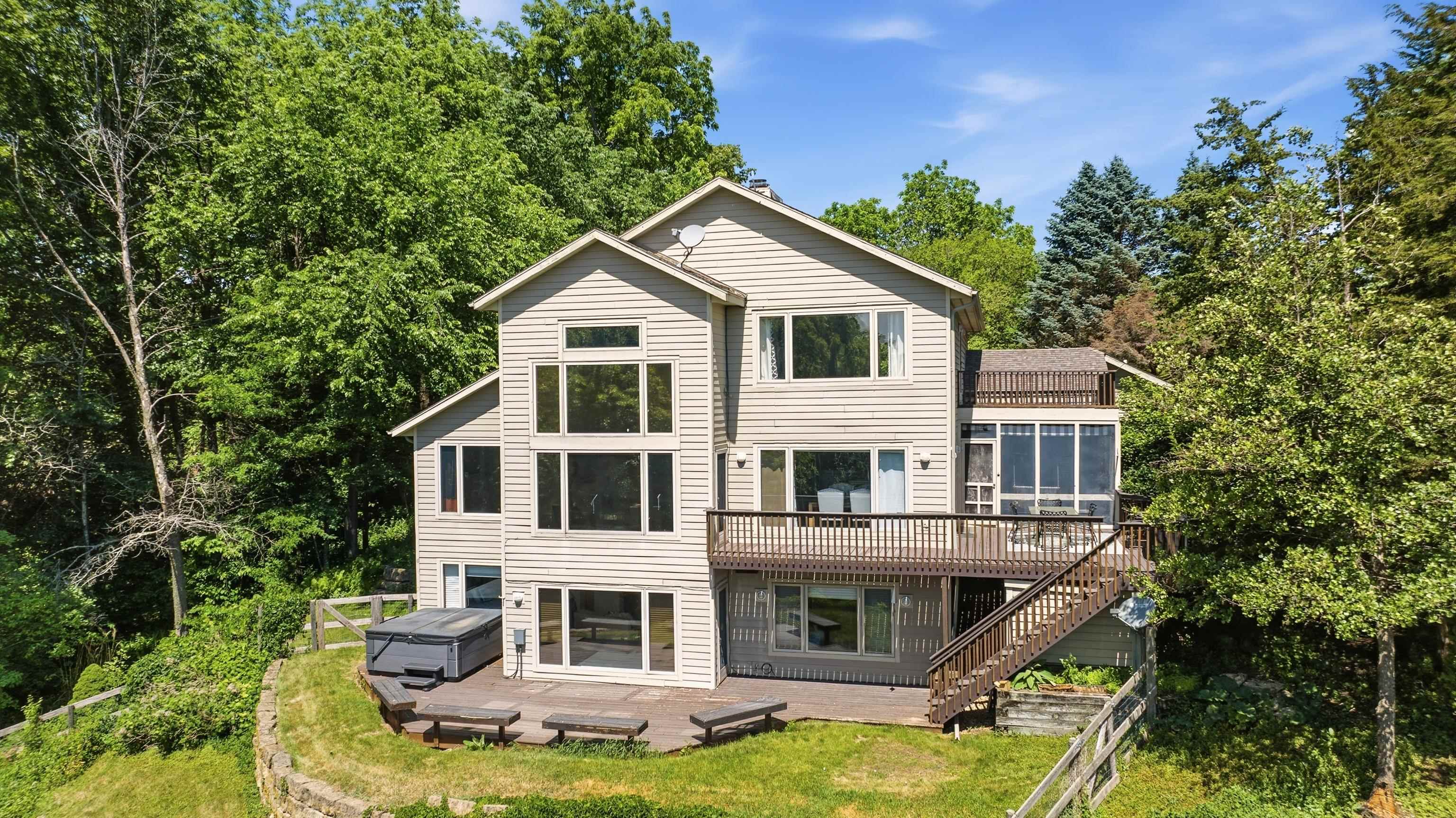 7 Seneca Trail