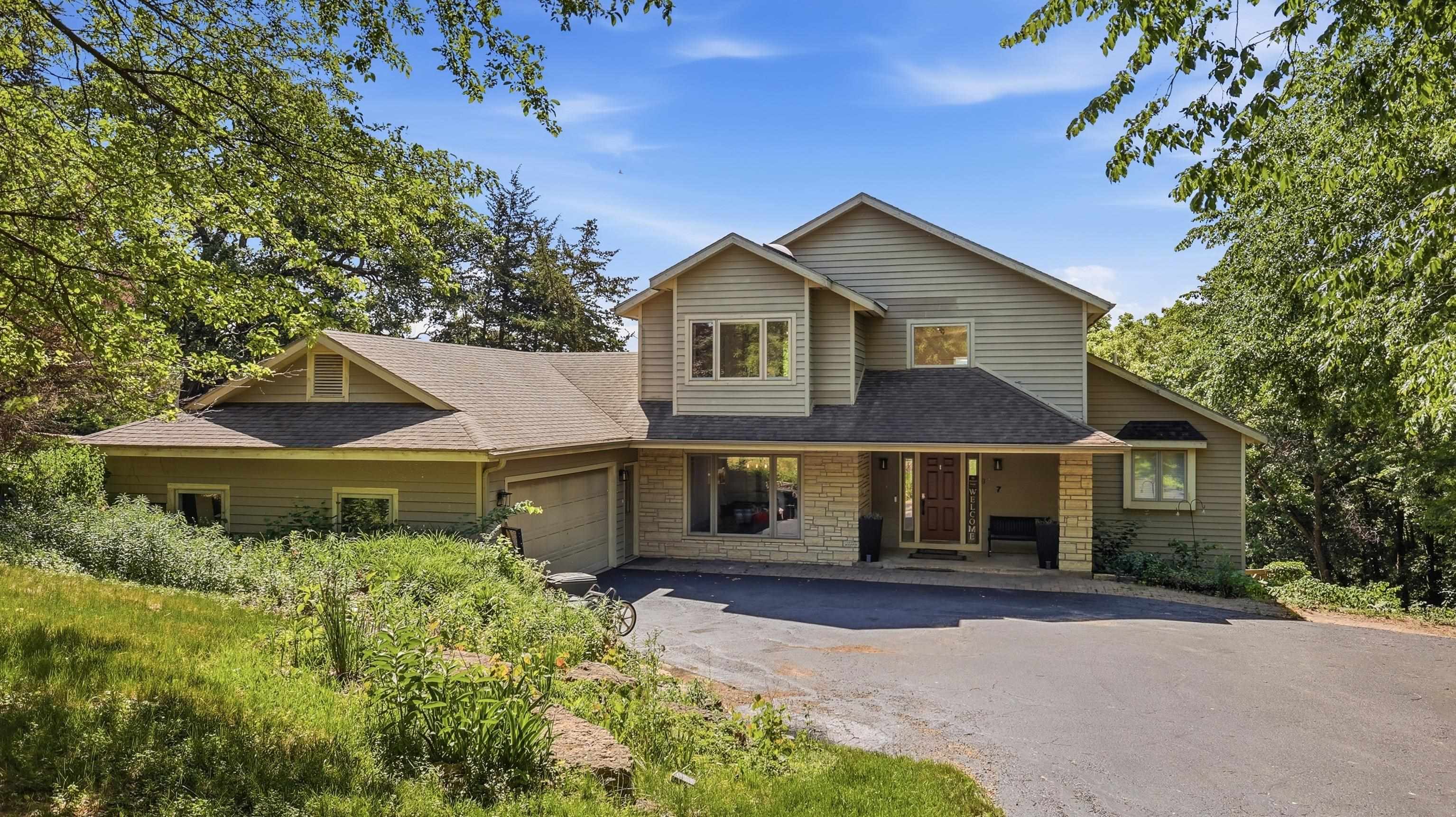 7 Seneca Trail
