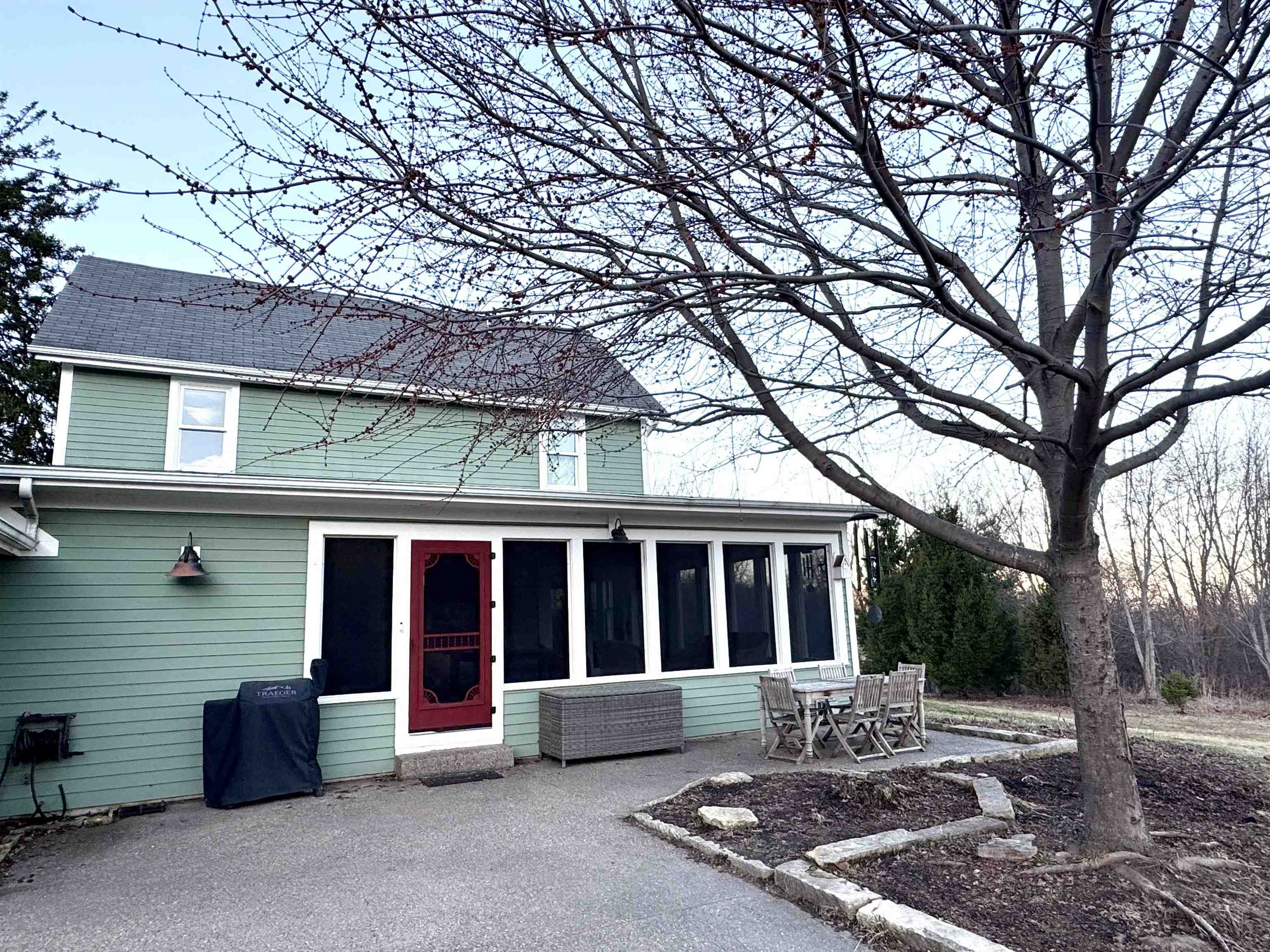 4989 N Ford Road