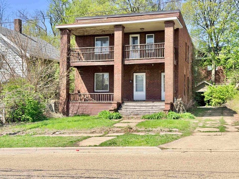 Multifamily For Sale - 830 10th Avenue<br/> ROCKFORD, IL 61104