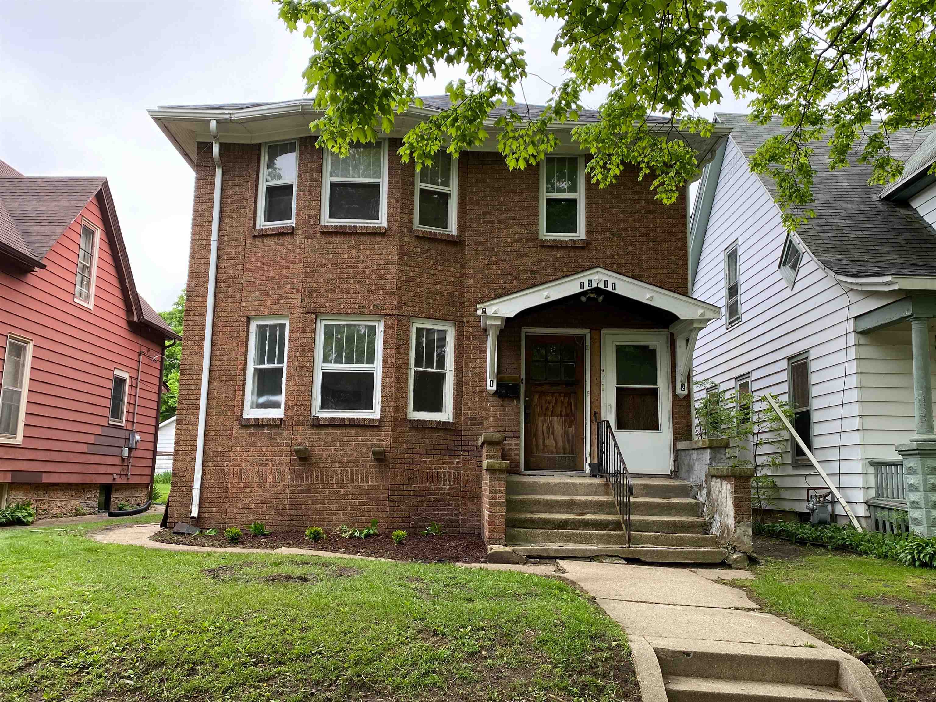 Photo 1 of 4 — 1511 8th Avenue, ROCKFORD, IL 61104