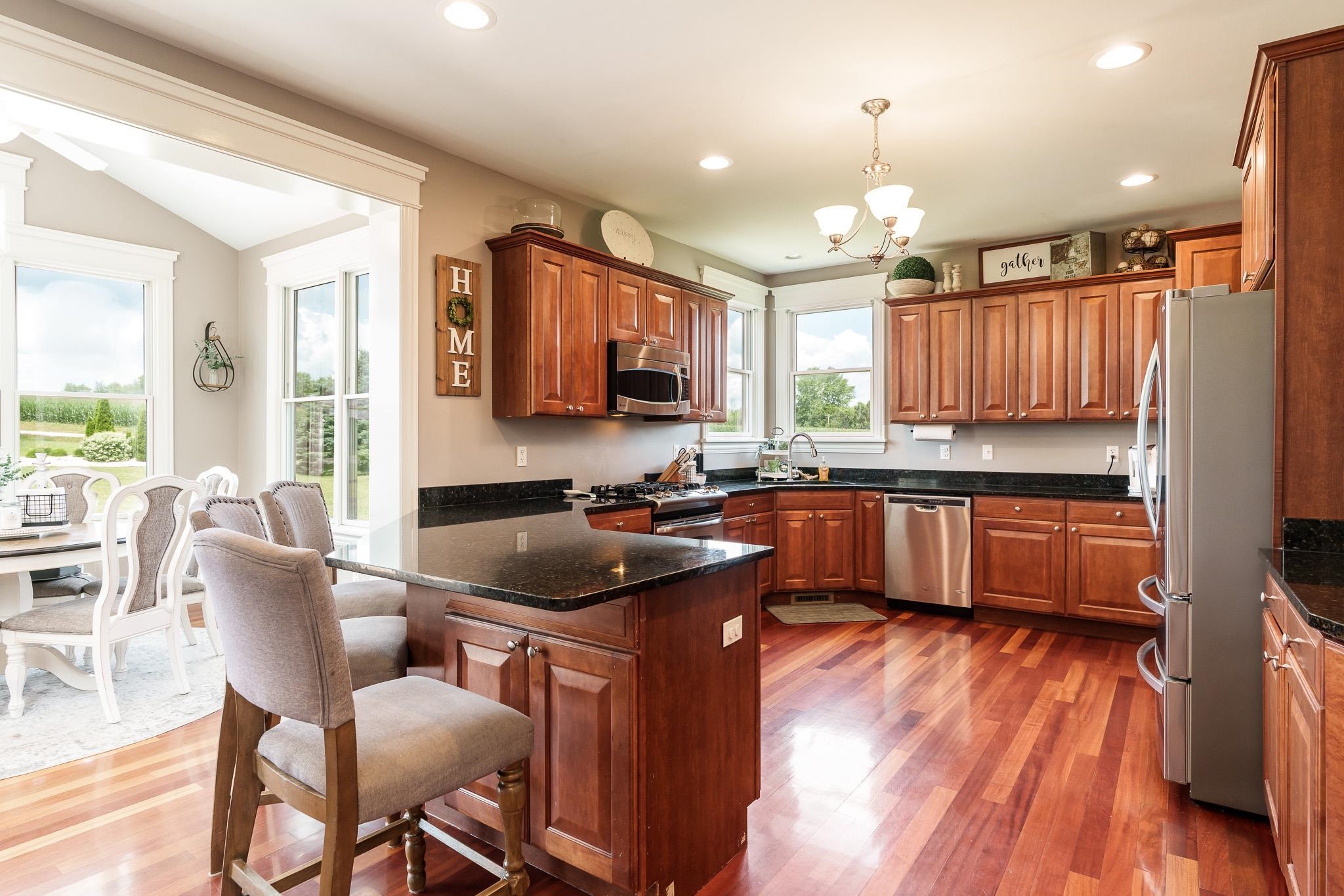 Caledonia, Illinois 61011, United States, 5 Bedrooms Bedrooms, ,5 BathroomsBathrooms,Residential,Active,171736