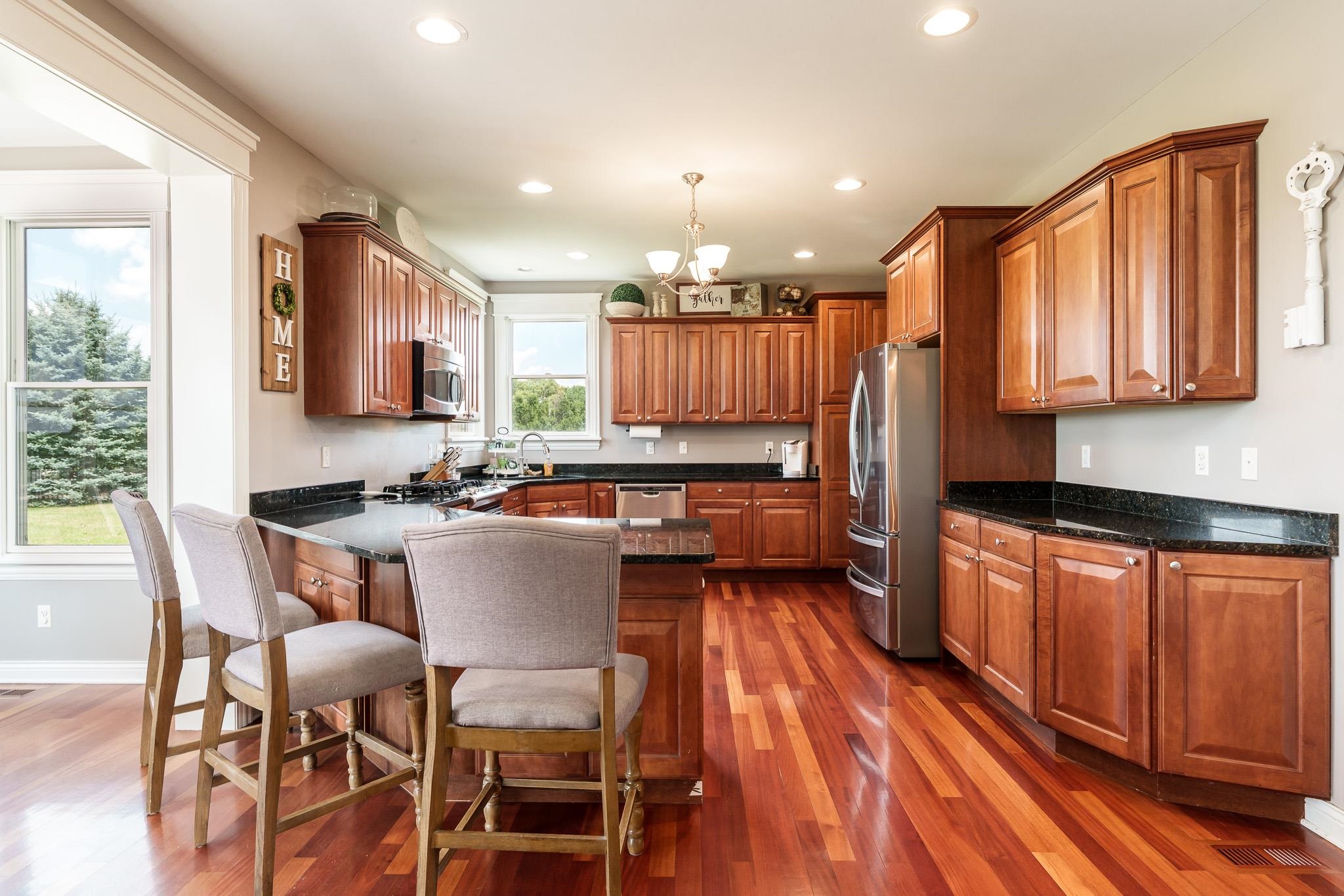 Caledonia, Illinois 61011, United States, 5 Bedrooms Bedrooms, ,5 BathroomsBathrooms,Residential,Active,171736