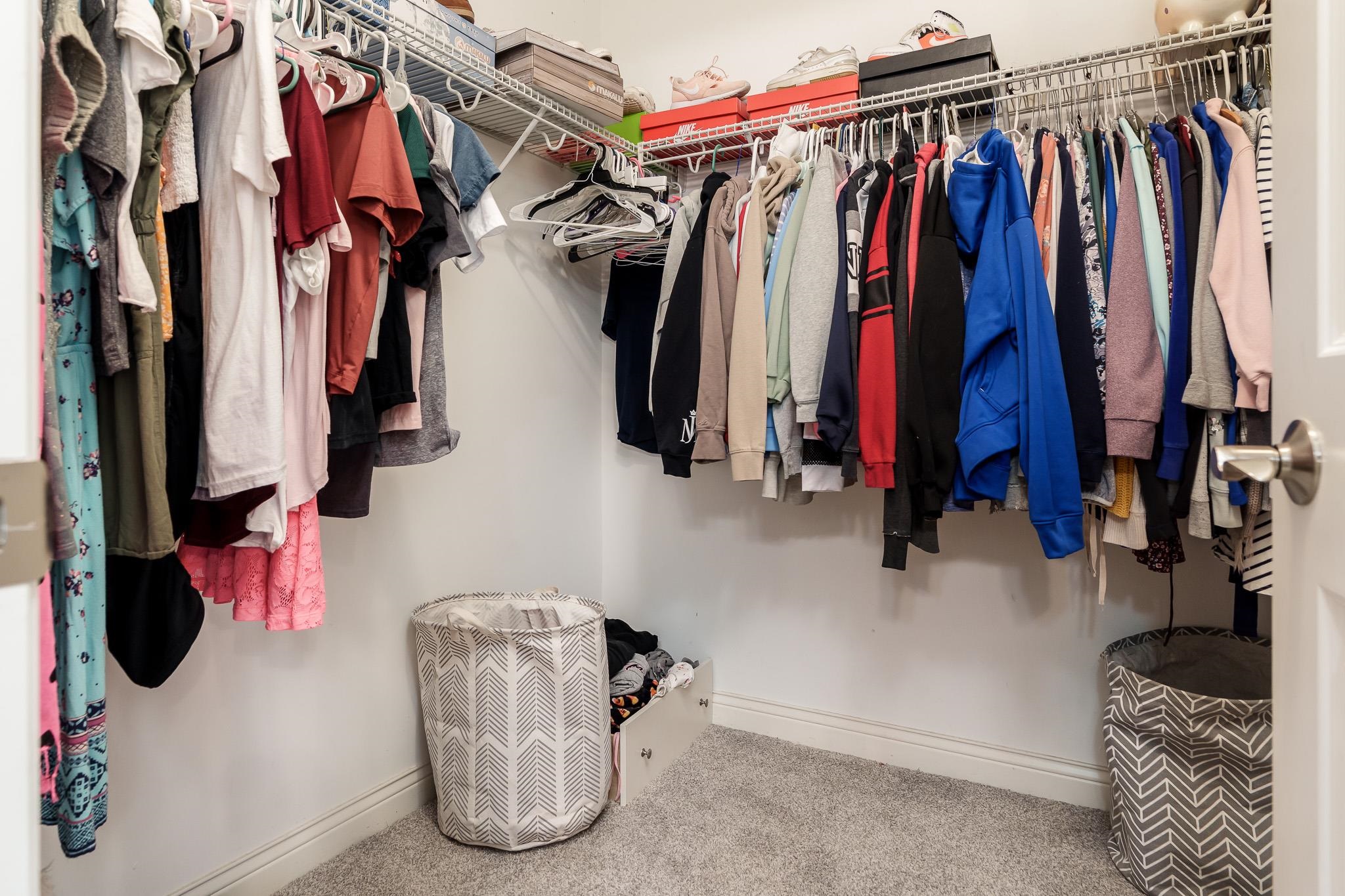 Caledonia, Illinois 61011, United States, 5 Bedrooms Bedrooms, ,5 BathroomsBathrooms,Residential,Active,171736