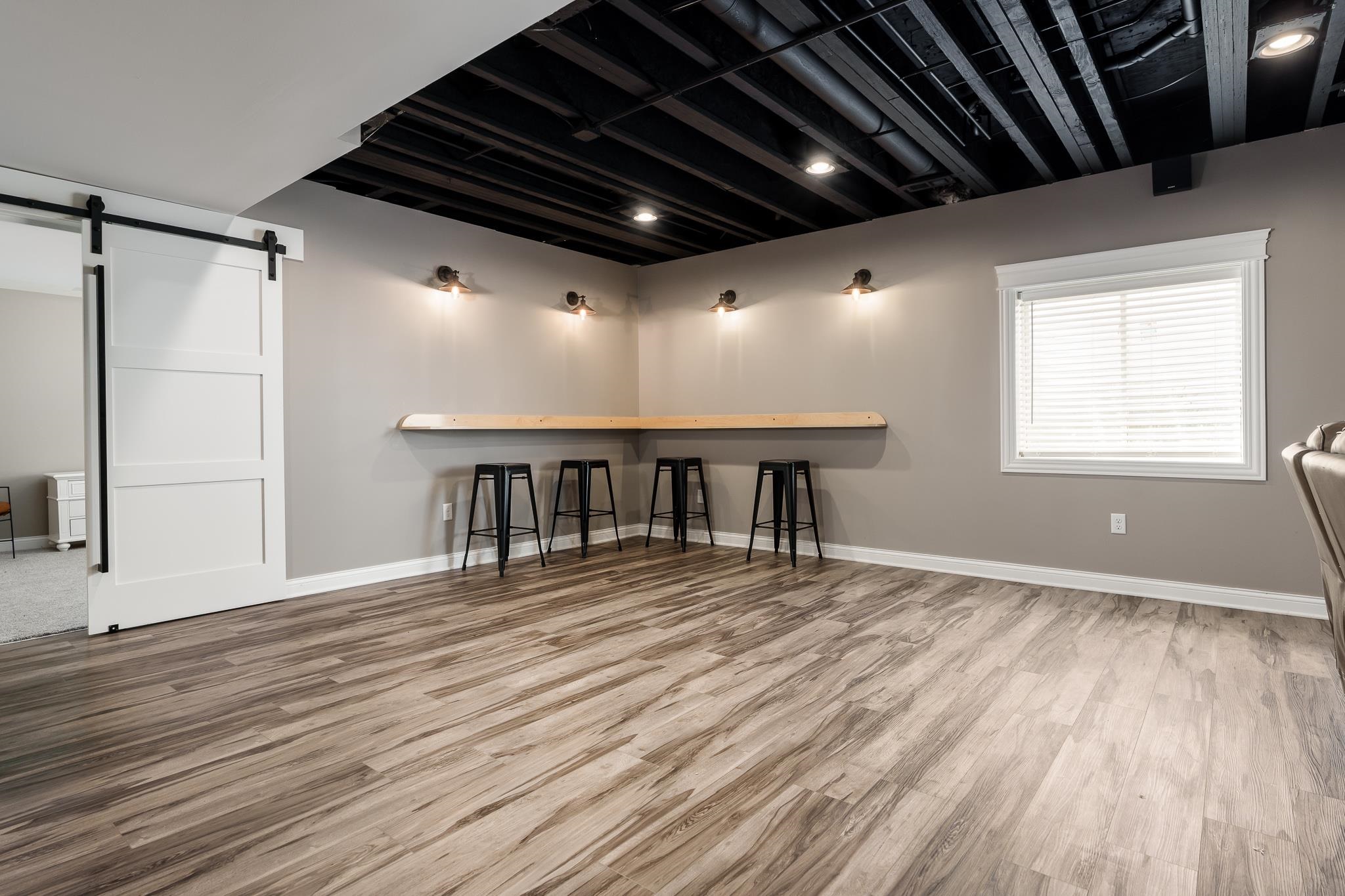 Caledonia, Illinois 61011, United States, 5 Bedrooms Bedrooms, ,5 BathroomsBathrooms,Residential,Active,171736