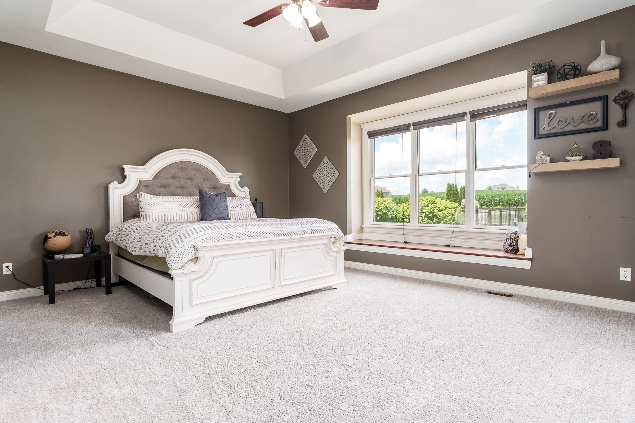 Caledonia, Illinois 61011, United States, 5 Bedrooms Bedrooms, ,5 BathroomsBathrooms,Residential,Active,171736