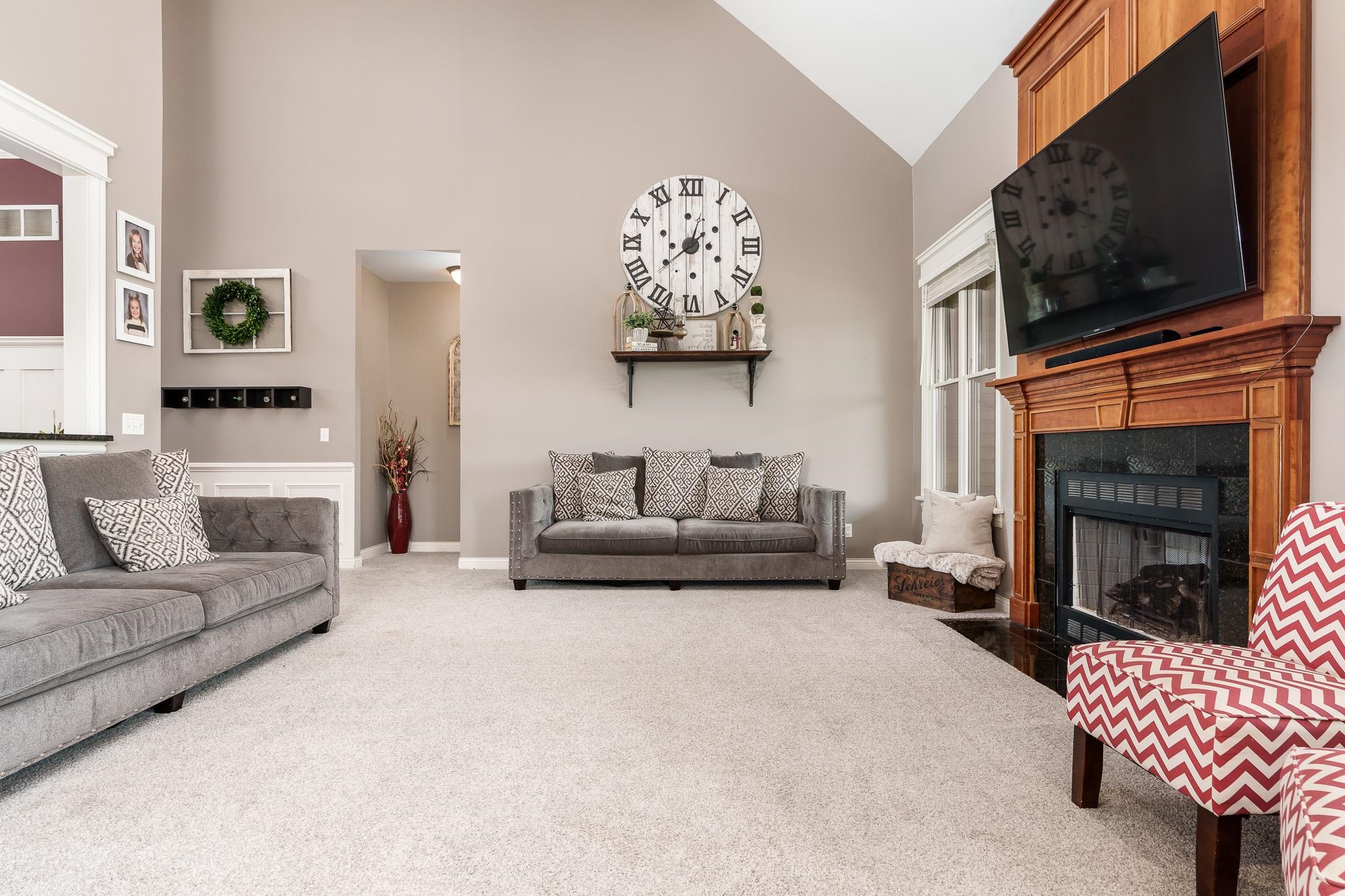 Caledonia, Illinois 61011, United States, 5 Bedrooms Bedrooms, ,5 BathroomsBathrooms,Residential,Active,171736