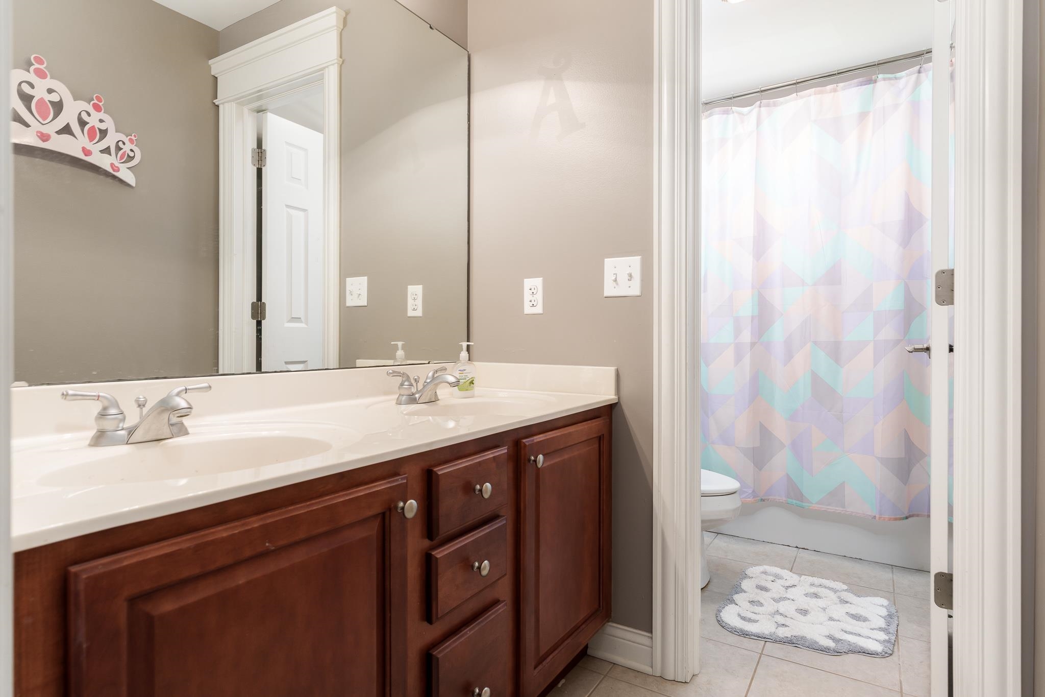 Caledonia, Illinois 61011, United States, 5 Bedrooms Bedrooms, ,5 BathroomsBathrooms,Residential,Active,171736