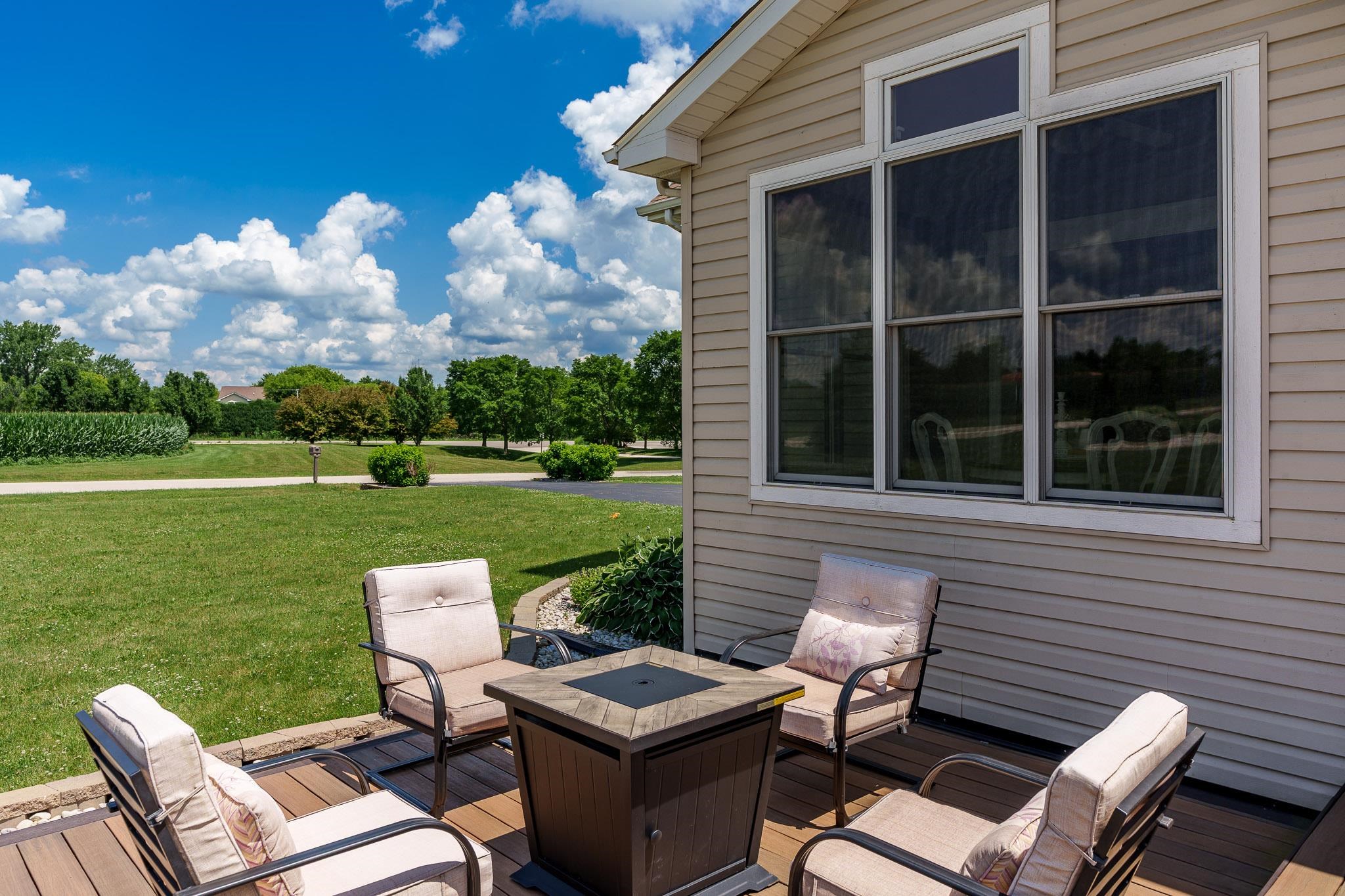 Caledonia, Illinois 61011, United States, 5 Bedrooms Bedrooms, ,5 BathroomsBathrooms,Residential,Active,171736