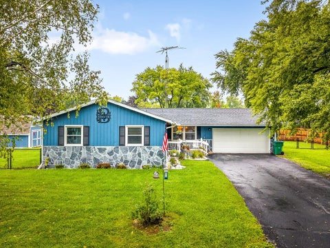 Homes For Sale - 5349 Lawrence Drive<br/> Dekalb County, KIRKLAND, IL 60146