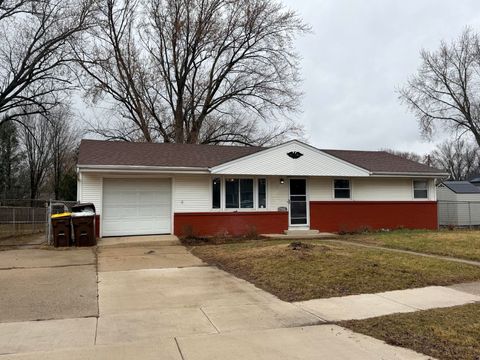 Homes For Sale - 7502 Buffalo Grove Road<br/> LOVES PARK, IL 61111