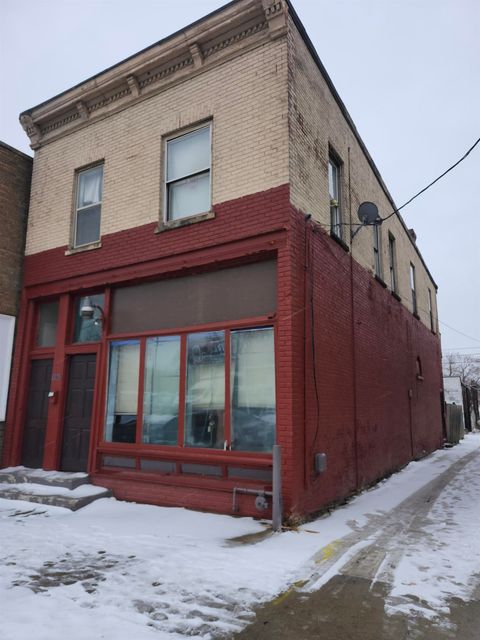 Multifamily For Sale - 1323 Broadway<br/> ROCKFORD, IL 61104