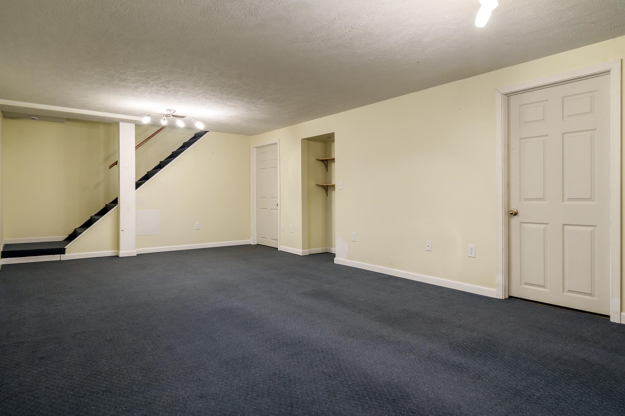 Loves Park, Illinois 61111, United States, 4 Bedrooms Bedrooms, ,3 BathroomsBathrooms,Residential,Active,244884