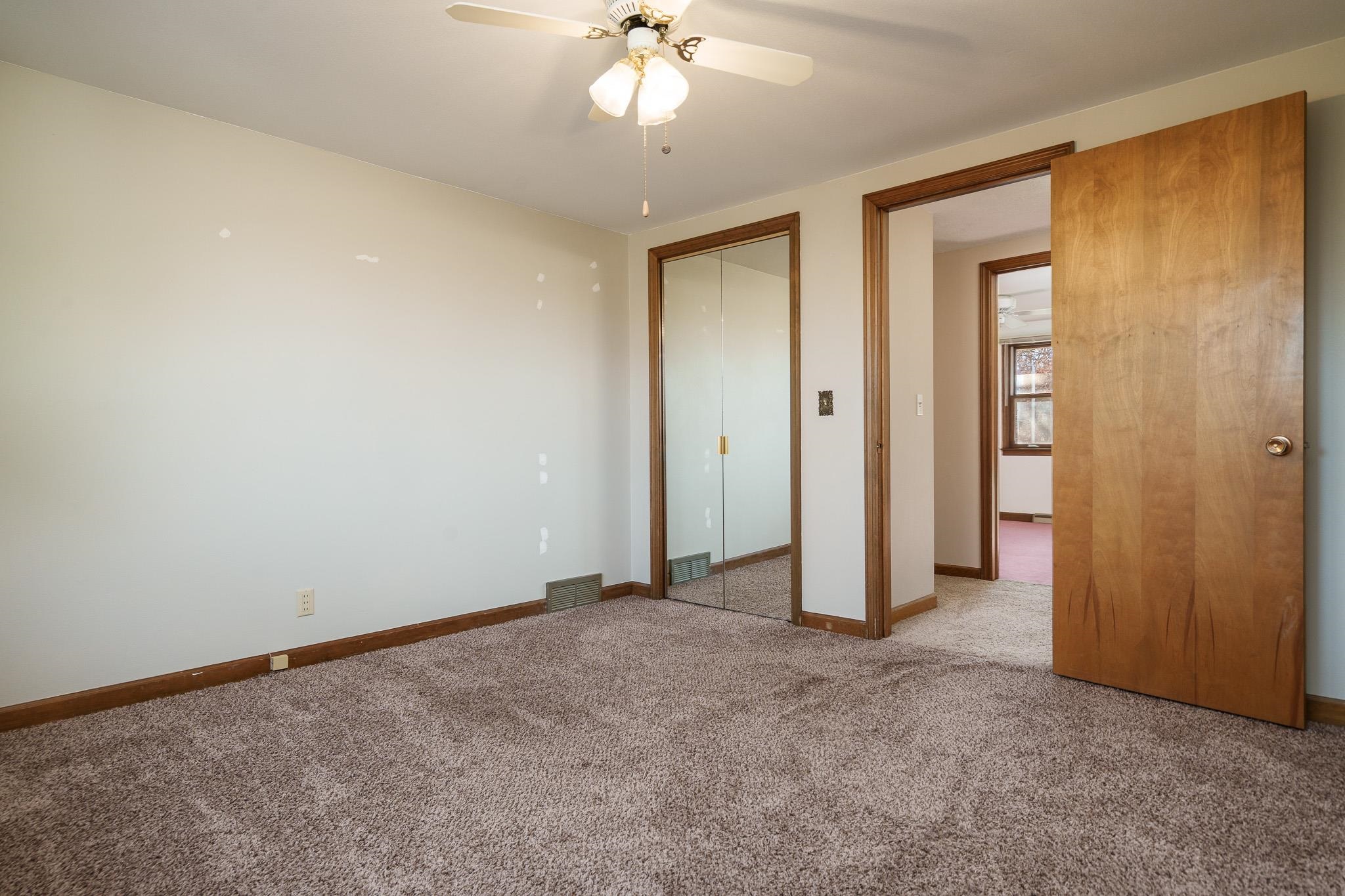 Loves Park, Illinois 61111, United States, 4 Bedrooms Bedrooms, ,3 BathroomsBathrooms,Residential,Active,244884