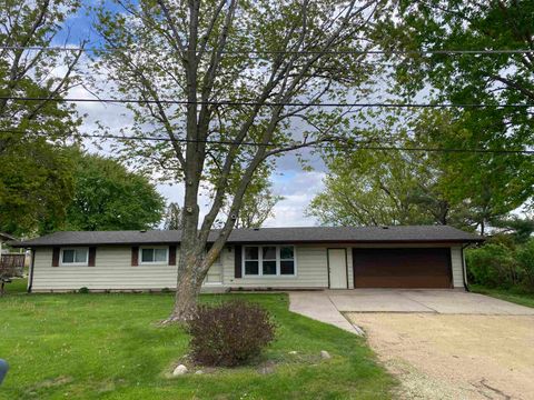 Homes For Sale - 1367 Robert Drive<br/> Stephenson County, FREEPORT, IL 61032