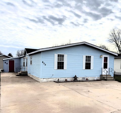 Mobile Home For Sale - 823 Fox Lane<br/> Boone County, BELVIDERE, IL 61008