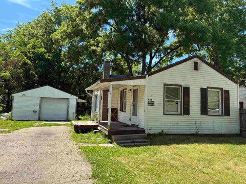 Homes For Sale - 605 Garver Avenue<br/> ROCKFORD, IL 61102