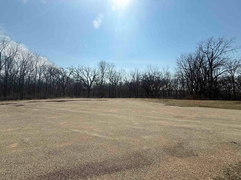 Vacant Land For Sale - 9679 W Royal Oaks Court<br/> Stephenson County, LENA, IL 61048