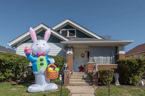 Homes For Sale - 2120 17th Avenue<br/> ROCKFORD, IL 61104