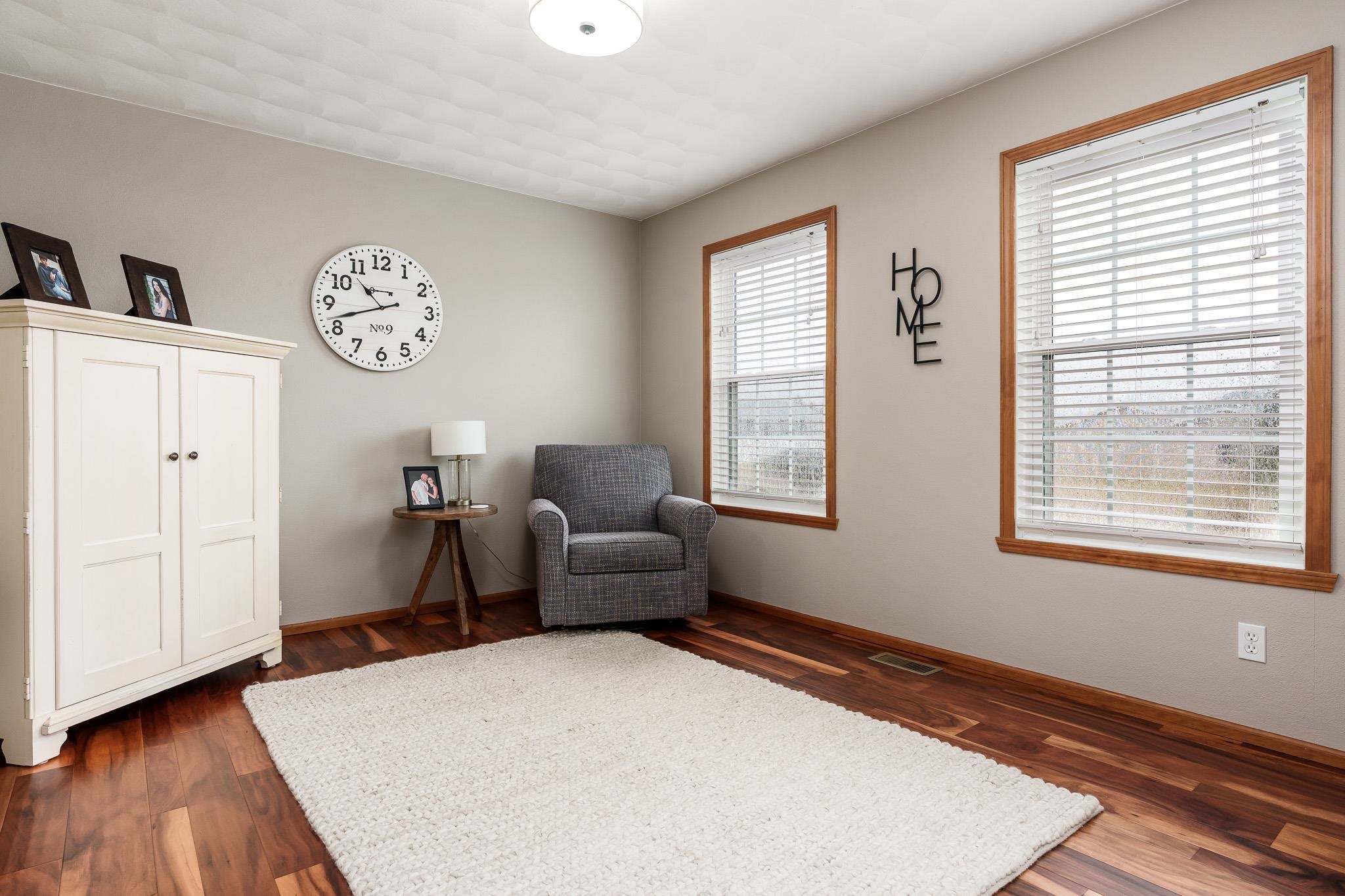 Roscoe, Illinois 61073, United States, 4 Bedrooms Bedrooms, ,4 BathroomsBathrooms,Residential,Pending,92037