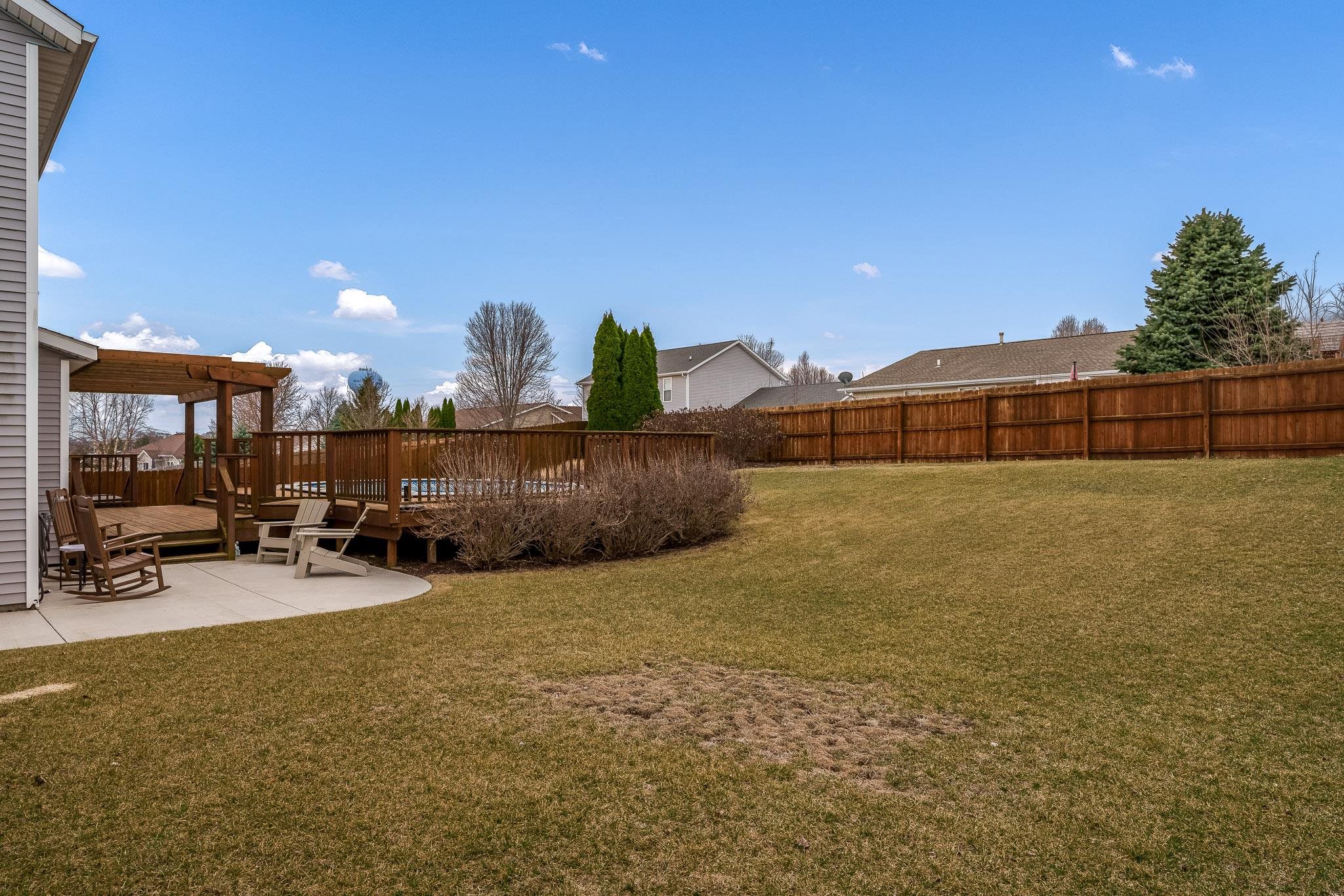 Roscoe, Illinois 61073, United States, 4 Bedrooms Bedrooms, ,4 BathroomsBathrooms,Residential,Pending,92037