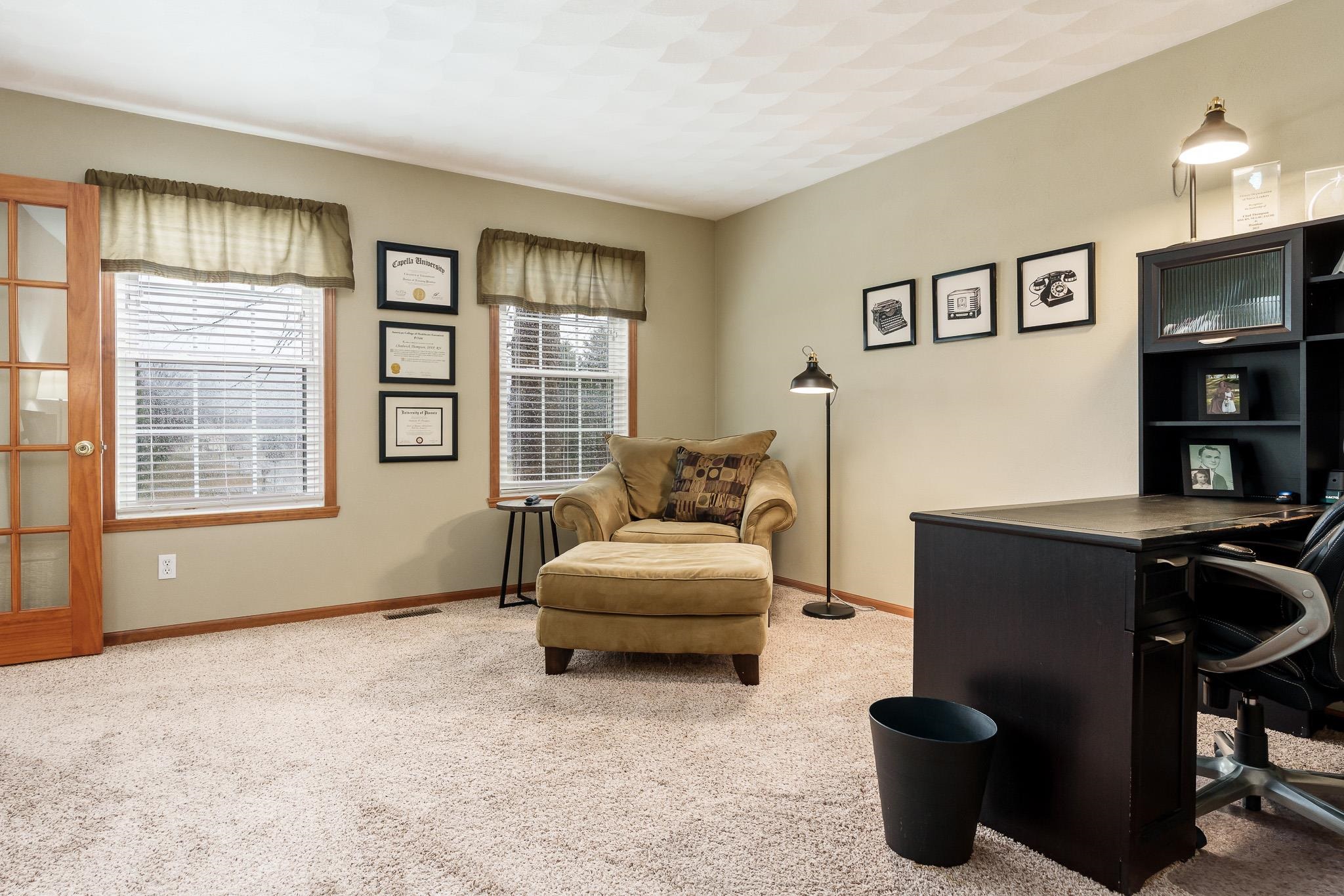 Roscoe, Illinois 61073, United States, 4 Bedrooms Bedrooms, ,4 BathroomsBathrooms,Residential,Pending,92037