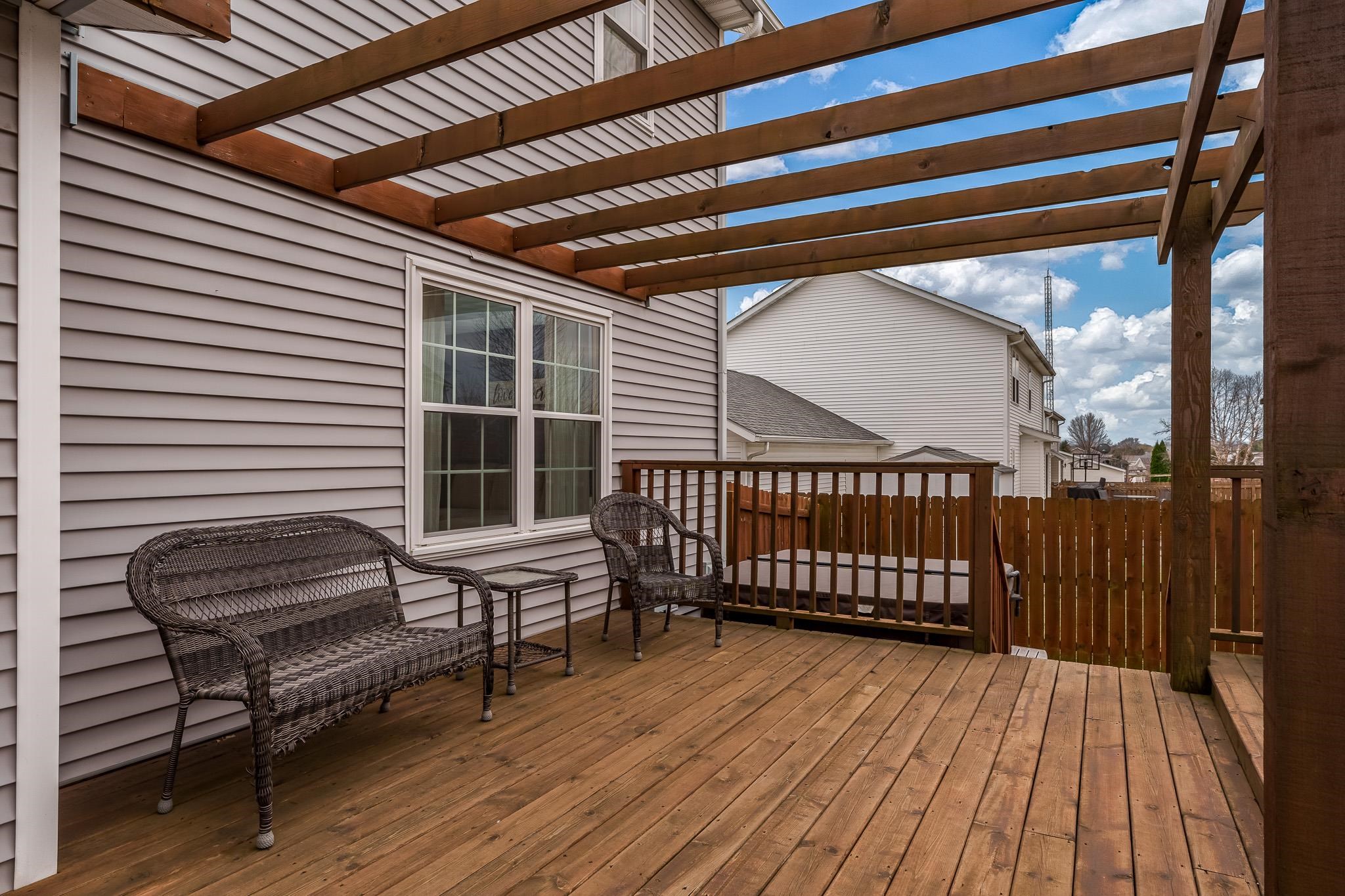 Roscoe, Illinois 61073, United States, 4 Bedrooms Bedrooms, ,4 BathroomsBathrooms,Residential,Pending,92037