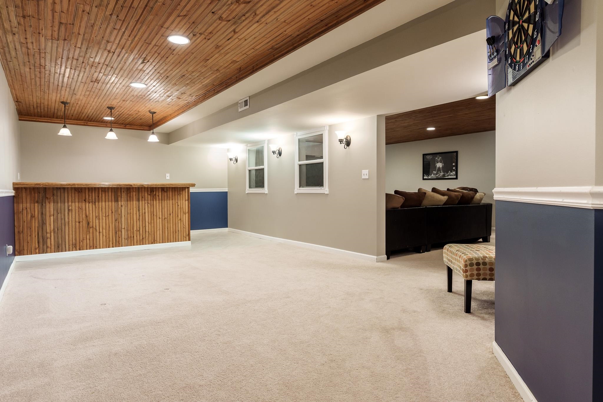 Roscoe, Illinois 61073, United States, 4 Bedrooms Bedrooms, ,4 BathroomsBathrooms,Residential,Pending,92037