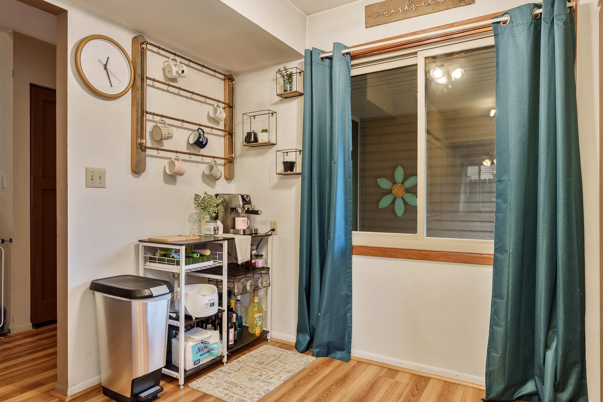 Rockford, Illinois 61107, United States, 2 Bedrooms Bedrooms, ,2 BathroomsBathrooms,Residential,Active,204396