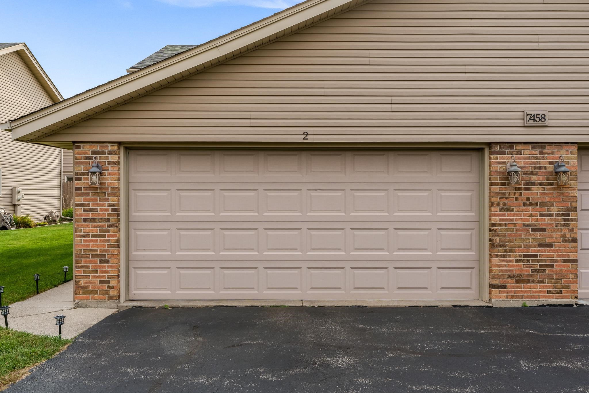 Rockford, Illinois 61107, United States, 2 Bedrooms Bedrooms, ,2 BathroomsBathrooms,Residential,Active,204396