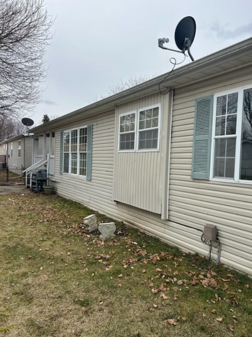 Roscoe, Illinois 61073, United States, 3 Bedrooms Bedrooms, ,2 BathroomsBathrooms,Residential,Pending,64473