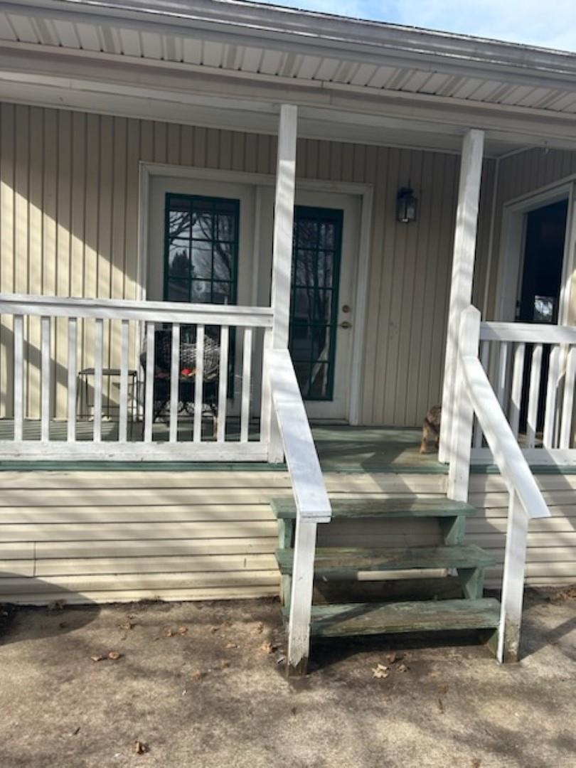 Roscoe, Illinois 61073, United States, 3 Bedrooms Bedrooms, ,2 BathroomsBathrooms,Residential,Pending,64473