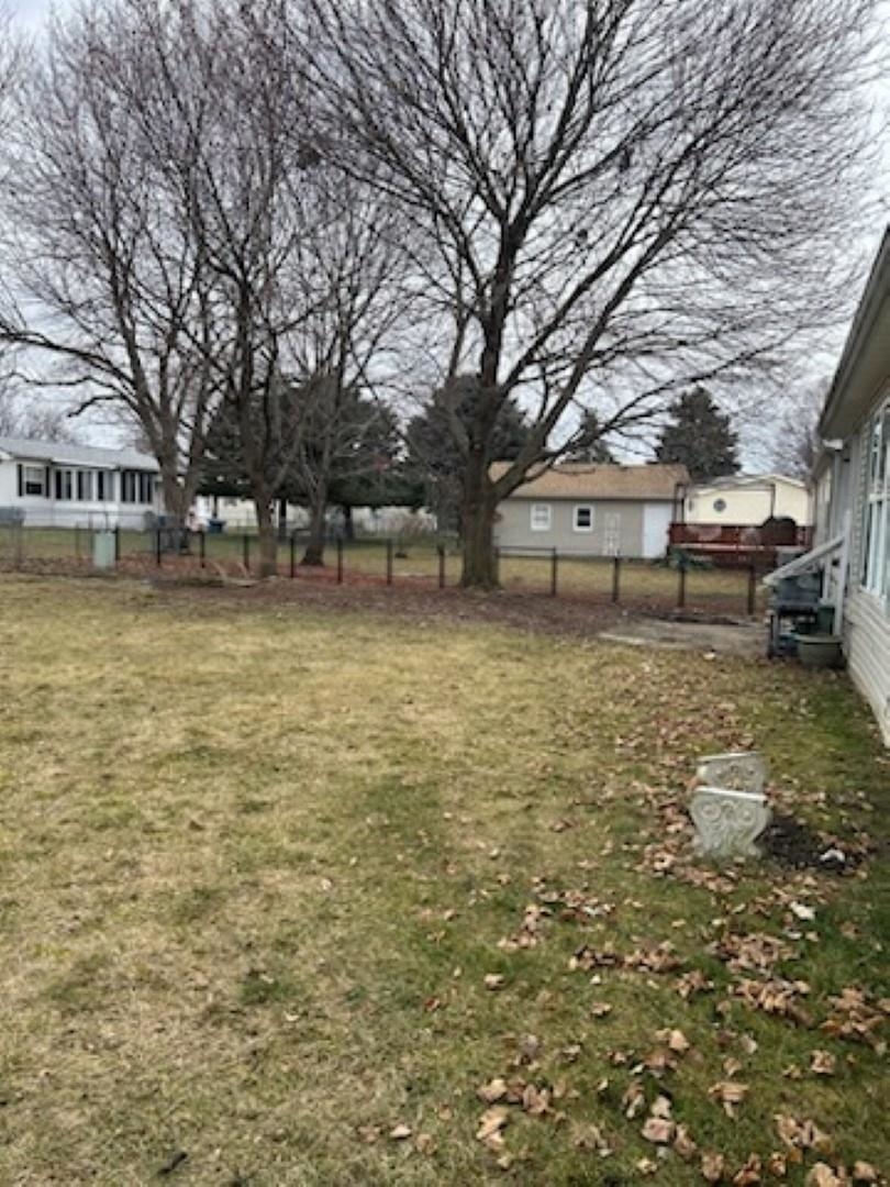 Roscoe, Illinois 61073, United States, 3 Bedrooms Bedrooms, ,2 BathroomsBathrooms,Residential,Pending,64473