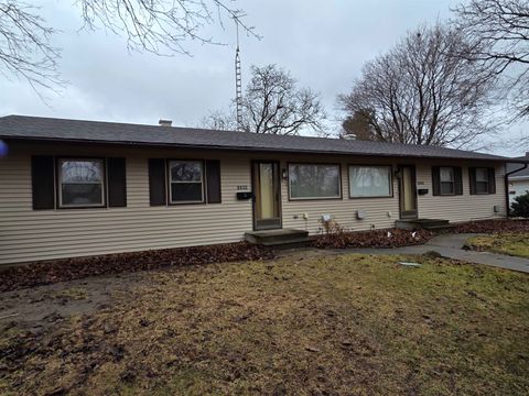 Multifamily For Sale - 1208-1212 Oakley Street<br/> Boone County, BELVIDERE, IL 61008