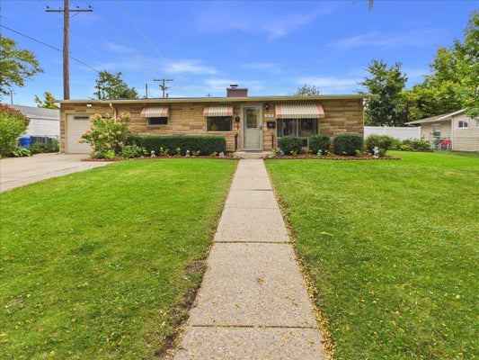 3819 LATHAM ST, ROCKFORD, IL 61103 - Image 3dbb8aa4ed000fcb193ee6b2b6a5d071/2222406851