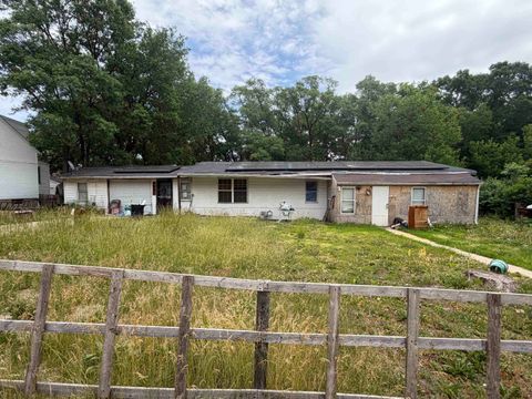 Homes For Sale - 3229 Coleman Avenue<br/> ROCKFORD, IL 61101