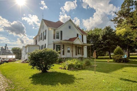 Homes For Sale - 102 S Rock City Road<br/> GERMAN VALLEY, IL 61039