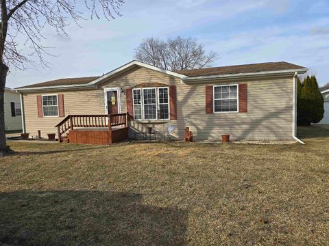 Mobile Home For Sale - 5518 White Pine Ln<br/> ROSCOE, IL 61073