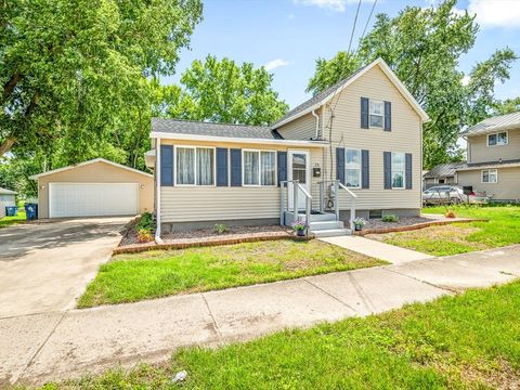 Homes For Sale - 29 W Main Street<br/> Lee County, AMBOY, IL 61310