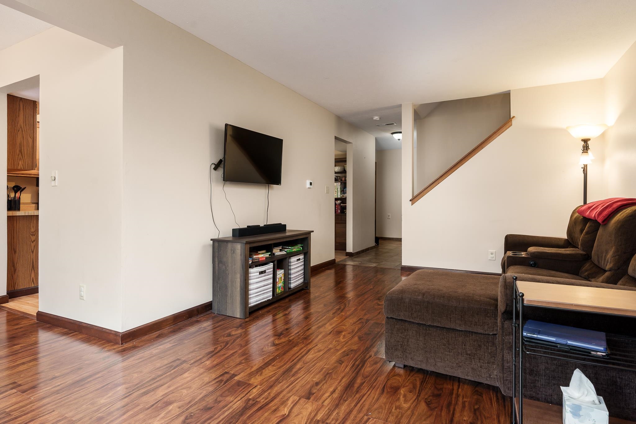 Rockford, Illinois 61107, United States, 2 Bedrooms Bedrooms, ,2 BathroomsBathrooms,Residential,Pending,30997