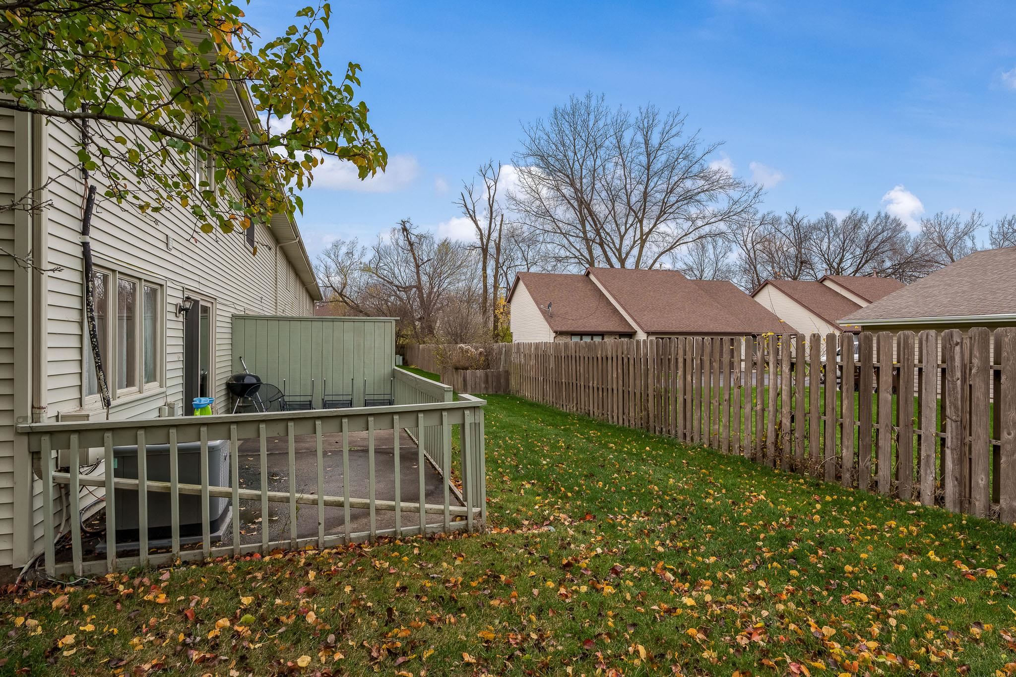 Rockford, Illinois 61107, United States, 2 Bedrooms Bedrooms, ,2 BathroomsBathrooms,Residential,Pending,30997